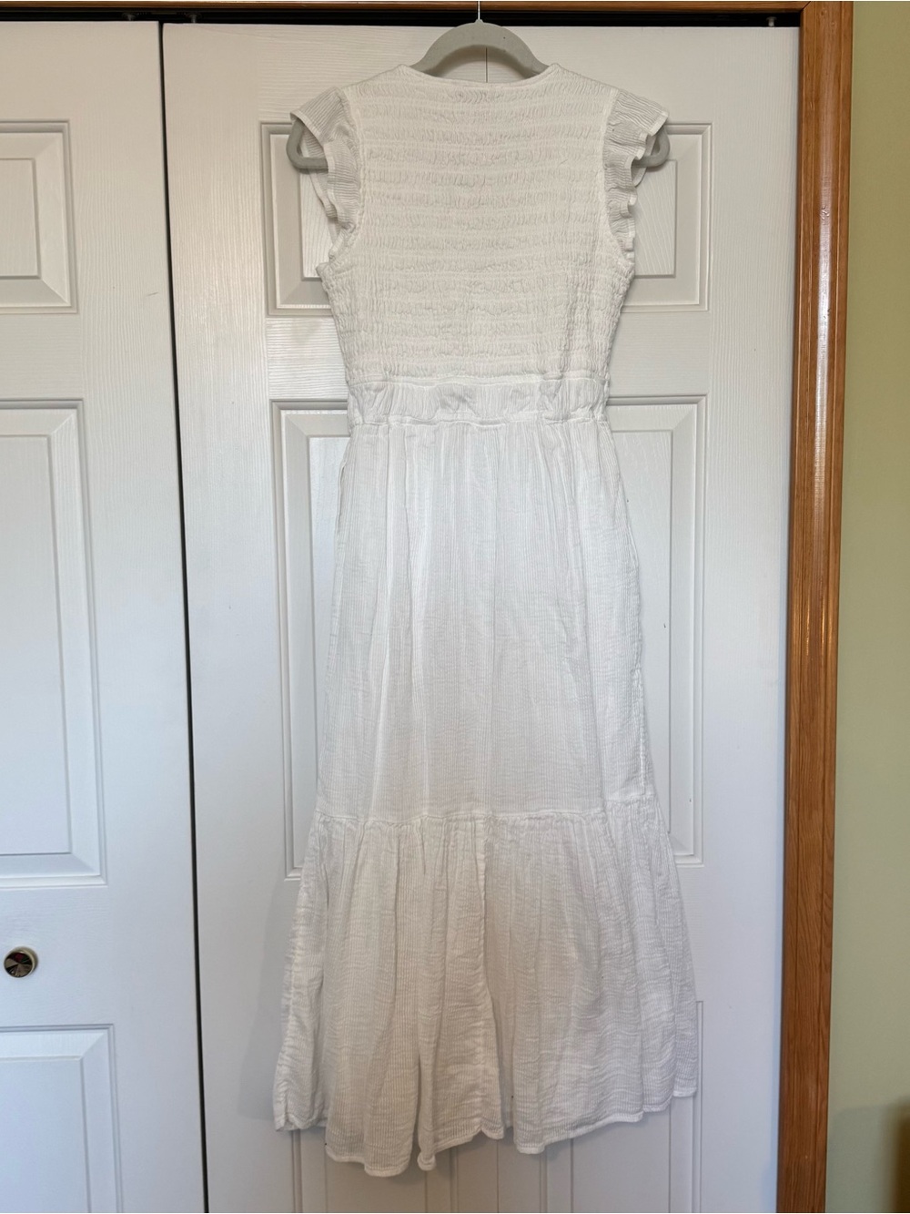 Quince Organic Textured Cotton Smocked V-Neck Midi Dress White XS - Picture 8 of 14